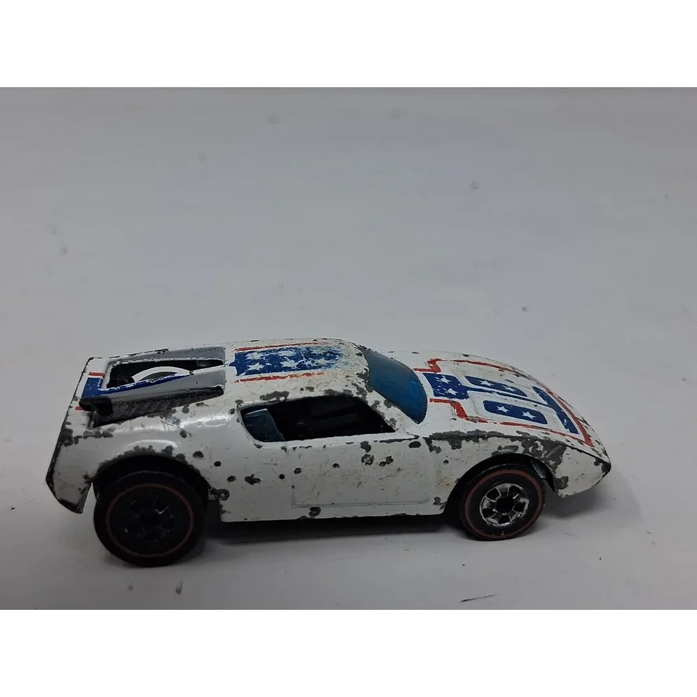 Hot Wheels Redline Warpath White Enamel Flying Colors Vintage Original.  X